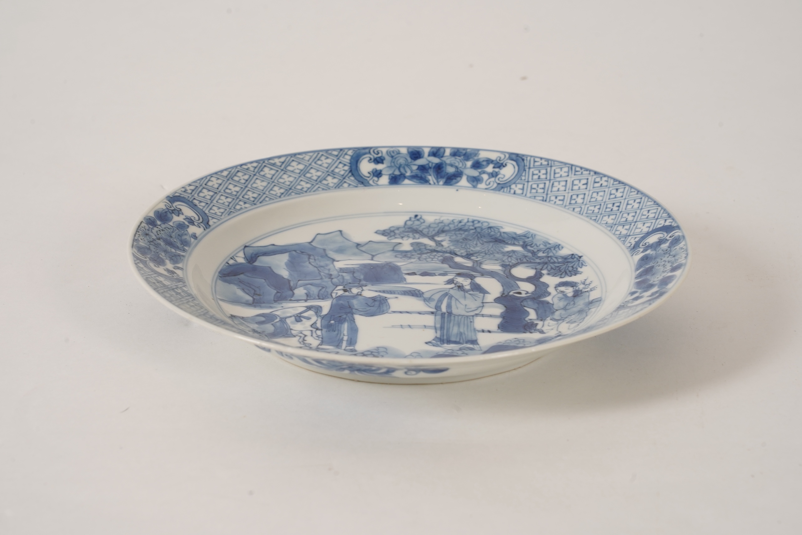 A Chinese blue and white plate, Kangxi period